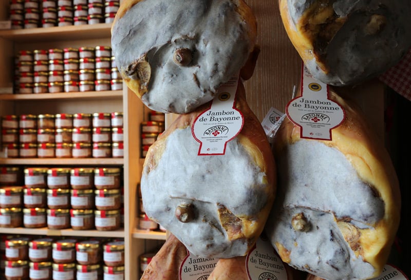 Porc du SudOuest entier La Maison du Jambon de Bayonne